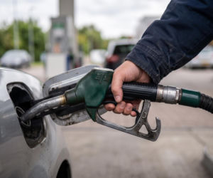 Hurtowe ceny paliw 19.09.2026. Benzyna w dół, diesel ponownie w górę