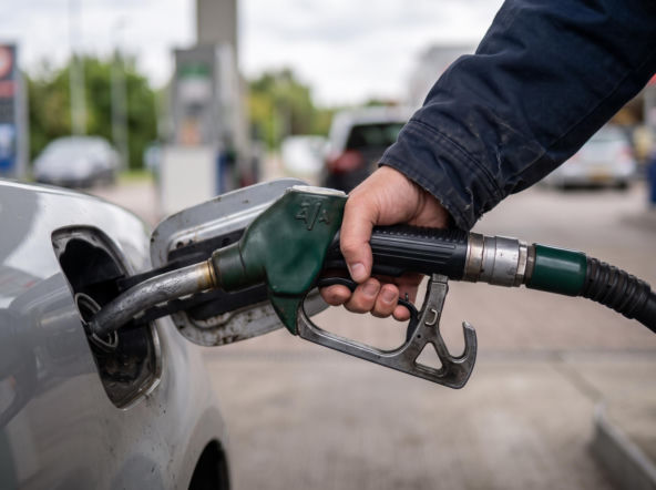 Hurtowe ceny paliw 19.09.2026. Benzyna w dół, diesel ponownie w górę