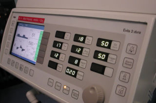 Koronawirus. Koszmar służby zdrowia na Mazowszu. Kończą się wolne respiratory? Wojewoda tłumaczy