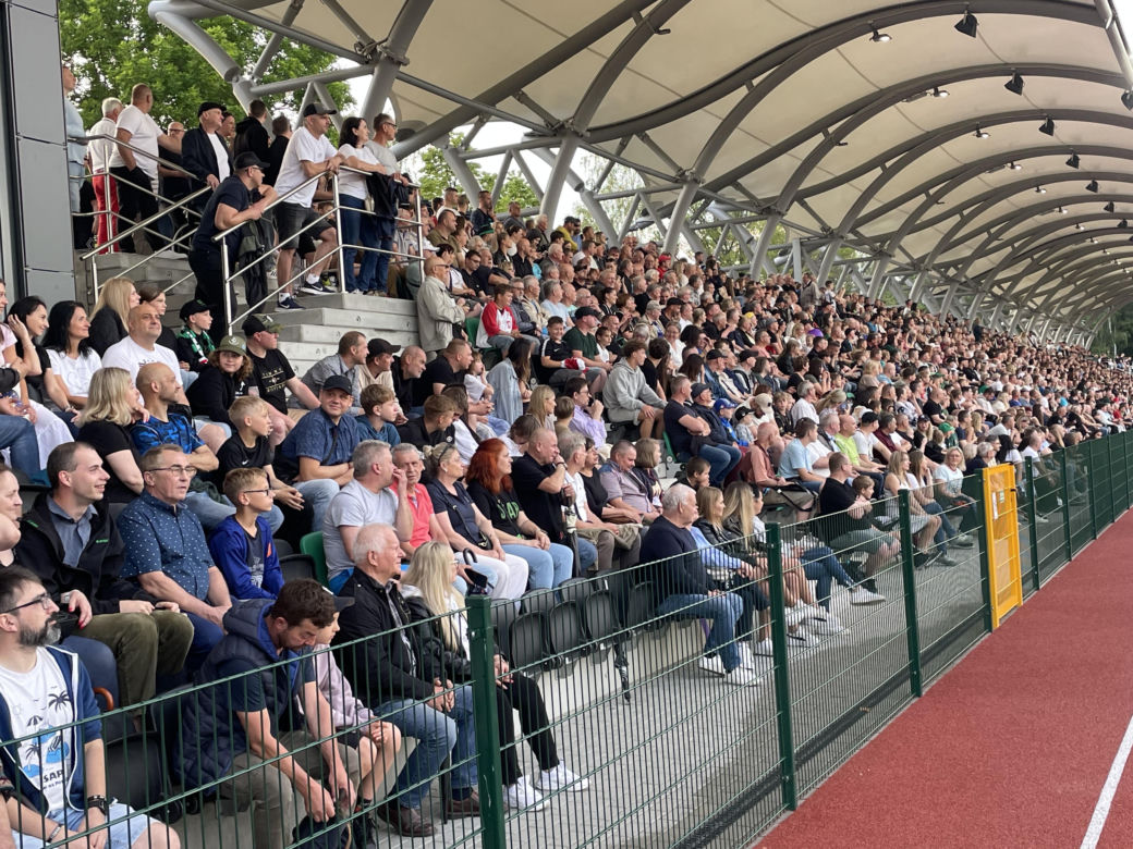 Uroczyste otwarcie stadionu w Starachowicach