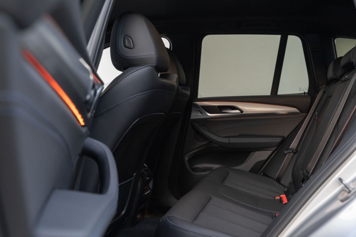 (2020) BMW X3 xDrive30e