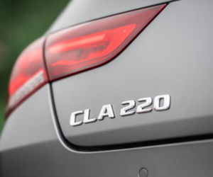 Mercedes-Benz CLA 220 4MATIC 7G-DCT