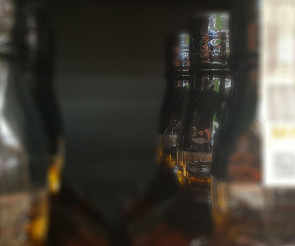 Młody amator drogich trunków z Leszna usłyszał zarzut