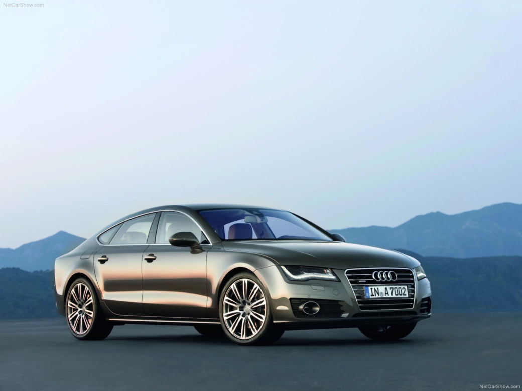 Audi A7 hatchback, model 2011