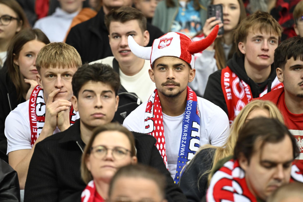 Kibice na meczu Polska - Rumunia. Znajdź się na zdjęciach z Narodowego!