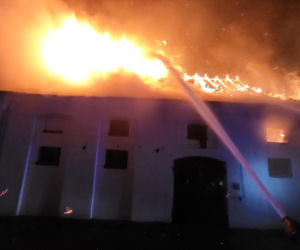 Pożar stadniny w Mosznie