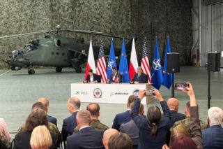 Umowy offsetowe na Apache podpisane. W Polsce powstanie największe centrum serwisowe w Europie
