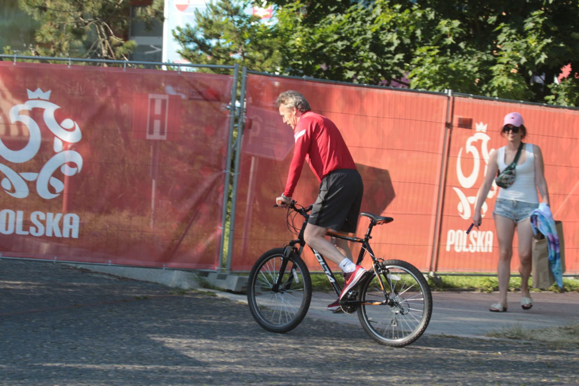 Zbigniew Boniek wybrał się na rowerową przejażdżkę w Sopocie