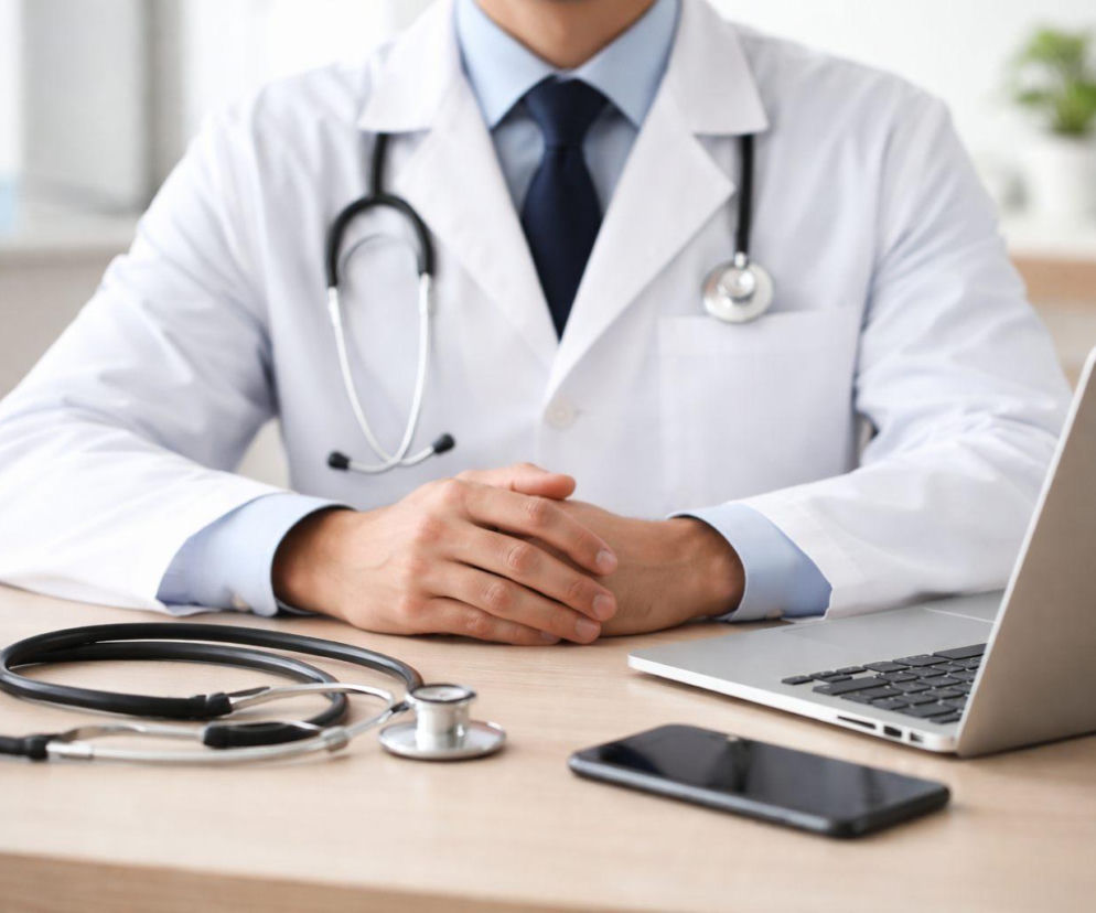 Młody lekarz zatrzymany w Białymstoku. Usłyszał zarzuty i został zawieszony