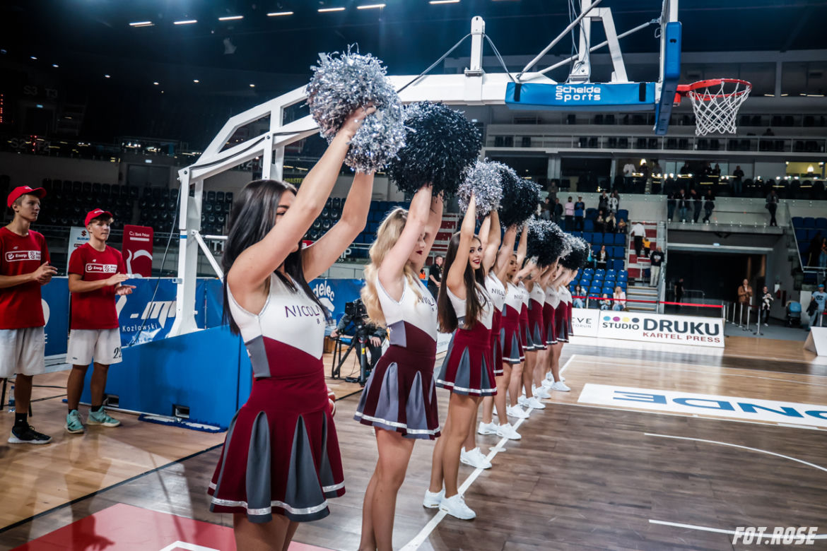 Twarde Pierniki Toruń - Trefl Sopot, zdjęcia z inauguracyjnego sezon 2022/23 meczu w Arenie Toruń