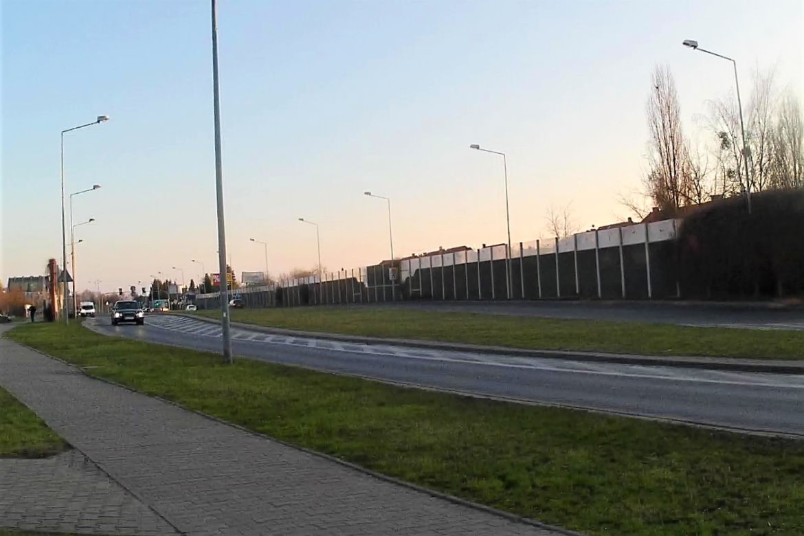 Radny pyta o ekrany akustyczne na nowym odcinku ul. Sosabowskiego