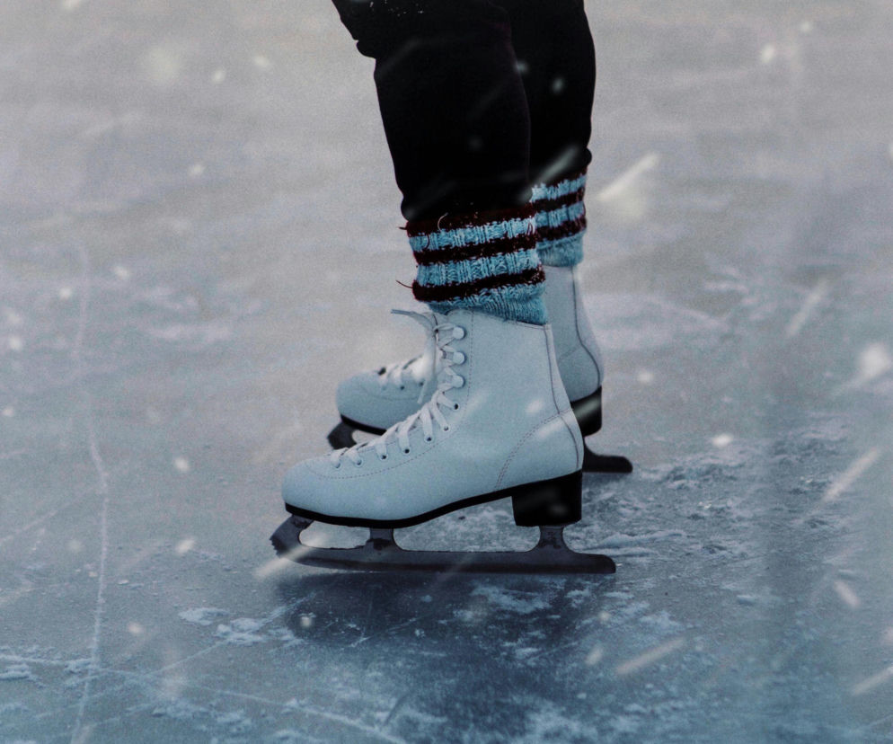 Lodowiska w Warszawie 2025/2026. Gdzie i kiedy pójść na łyżwy w stolicy?