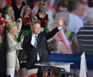 Duda obiecuje nowy program 400 PLUS! Kto może dostać? Nawet 700 tys. osób!