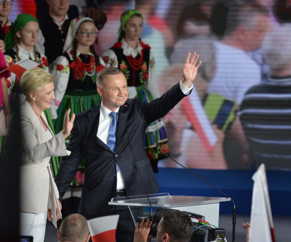Duda obiecuje nowy program 400 PLUS! Kto może dostać? Nawet 700 tys. osób!