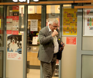 Ryszard Czarnecki świętował hot-dogiem