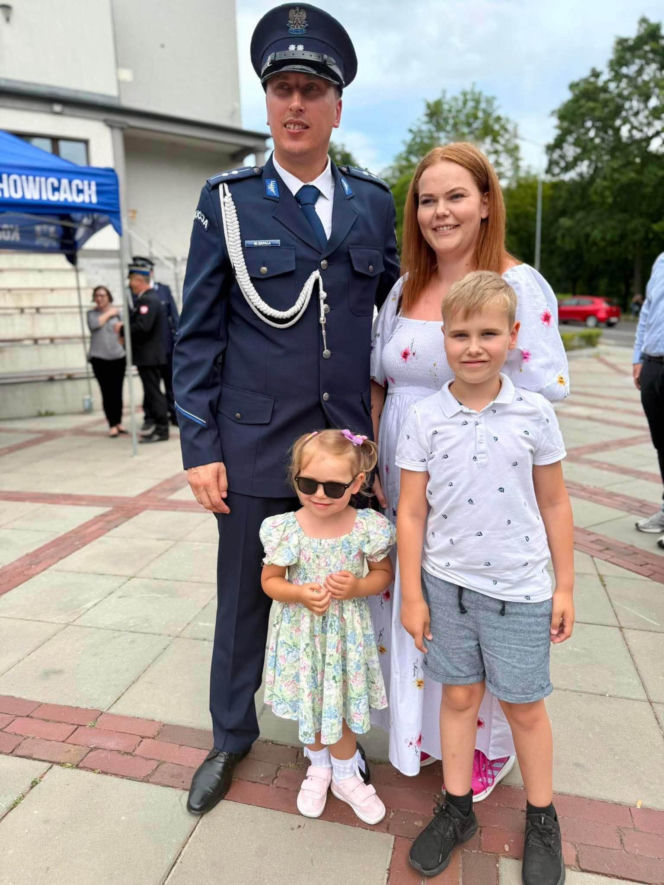 Święto Policji w Starachowicach. Uroczyste awanse, rodzinny piknik i podziękowania