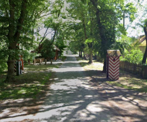 To jedyny taki szlaban w Polsce! Pamięta 1939 rok i skrywa mroczną tajemnicę