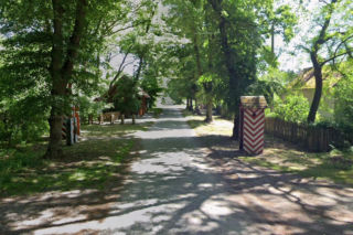 To jedyny taki szlaban w Polsce! Pamięta 1939 rok i skrywa mroczną tajemnicę