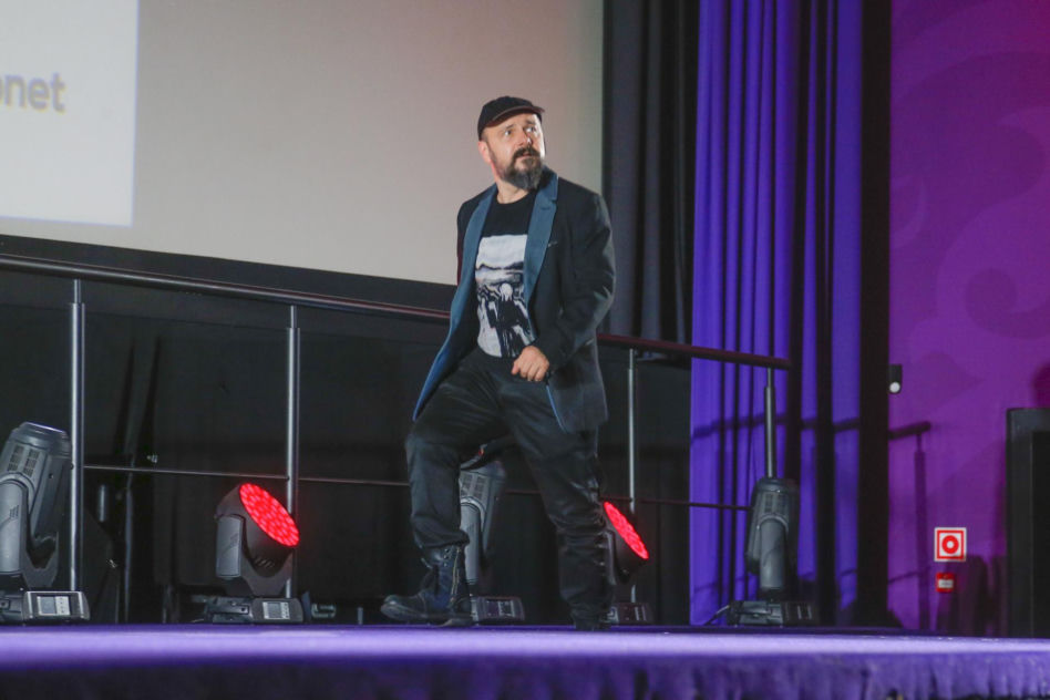 Arkadiusz Jakubik ZNISZCZONY przez role? "To mnie przeorało". Aktor mówi wprost o bólu po planie