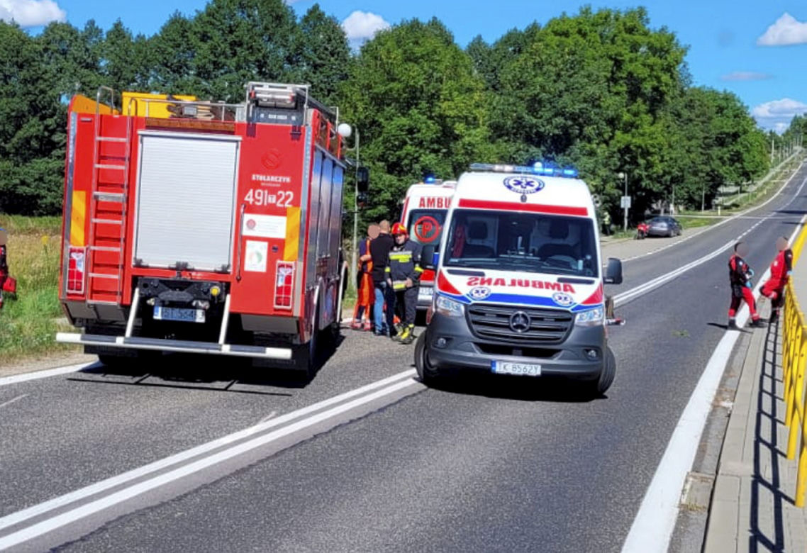 Przerażający wypadek pod Starachowicami! Kobieta w ciąży i jej nienarodzone dziecko zginęli pod kołami citroena [ZDJĘCIA]