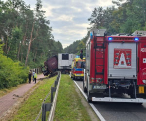Śmiertelny wypadek w Stykowie na DK 42. Na miejscu zginął 23 letni mężczyzna