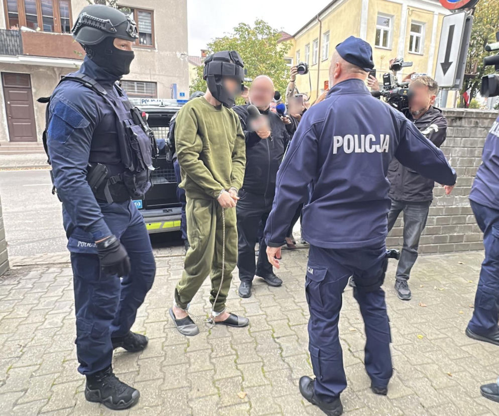 Jakub Z. urządził masakrę w szkole w Ostrołęce. Do prokuratury szedł w milczeniu