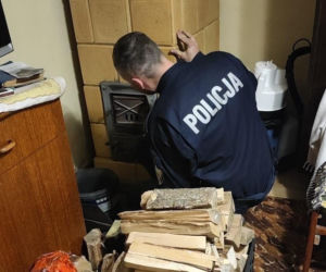 Starsza pani omal nie zamarzła w swoim mieszkaniu