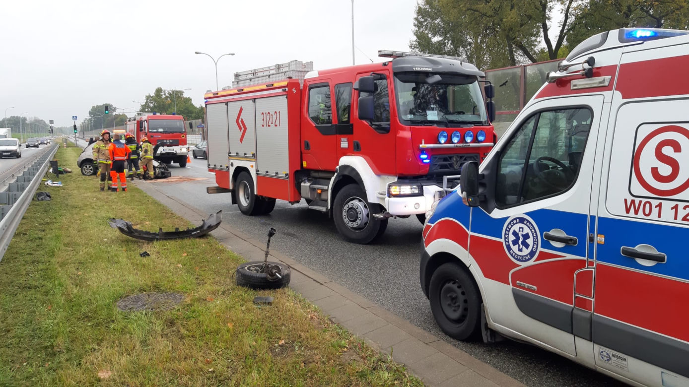 Dwa wypadki jeden po drugim, paraliż komunikacyjny na Pradze-Południe