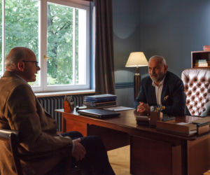 O mnie się nie martw 3 odcinek 27 (odc. 1). Marek Kaszuba (Krzysztof Stelmaszyk), profesor (Piotr Machalica)