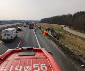 dachowanie cięzarówki na A2