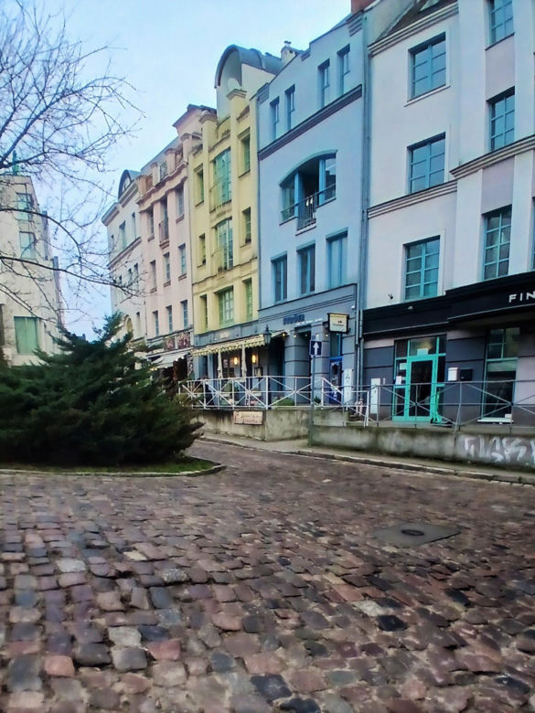 Na ulicy Wielkiej Odrzańskiej przepisy są nagminnie łamane