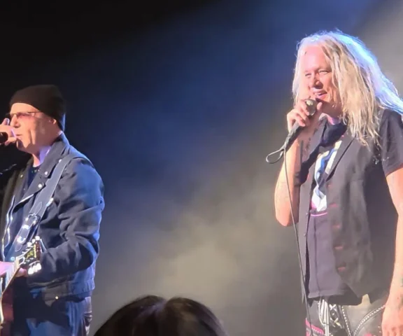 Sebastian Bach zadebiutował jako wokalista Twisted Sister! Zobacz nagrania z pierwszego koncertu