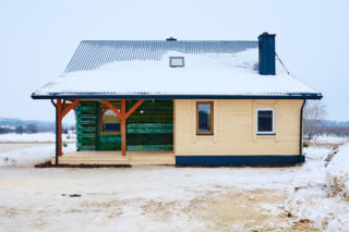 Mama nie wróciła. Tragiczny wypadek przerwał marzenia. Ekipa Nasz Nowy Dom walczyła z czasem. ZDJĘCIA domu przed i po remoncie