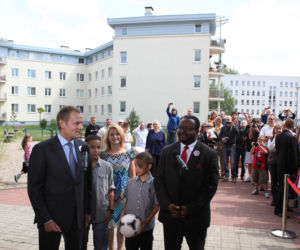 Były poseł zachęca, by mieć dużo dzieci. Sam ma siedmioro! Jeden z synów to znany muzyk