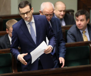 Rząd zatrzymał podwyżkę prądu na rok