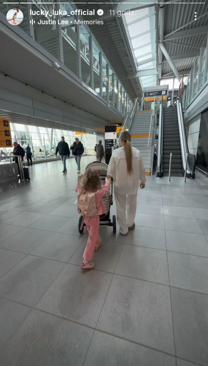 Andziaks i Luka na wakacjach z dwójką dzieci. To ich pierwszy wyjazd w czwórkę