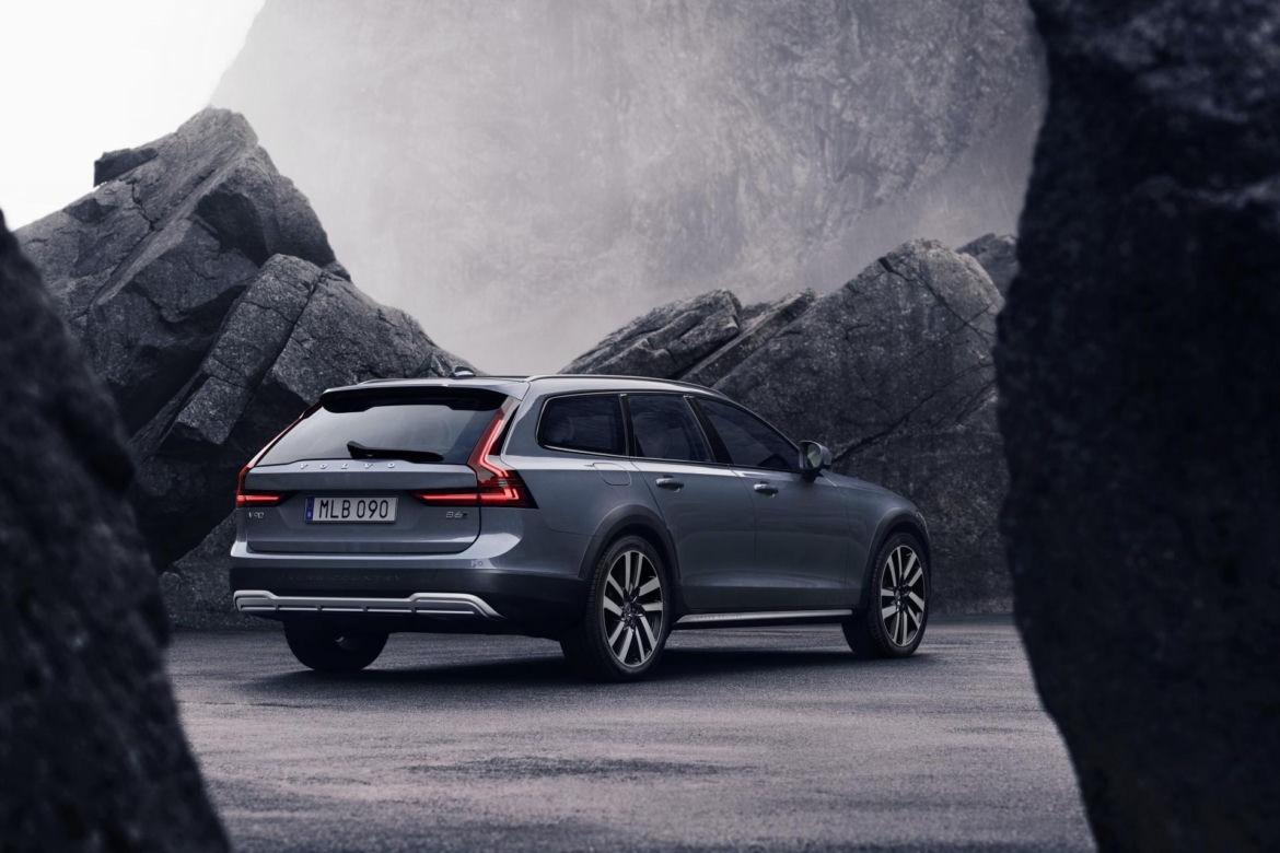 Volvo V90 Cross Country