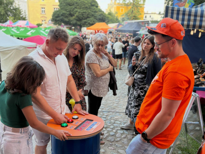 Dni i Noce Krzywej Wieży z ESKA Summer City. Tak bawiliśmy się w Ząbkowicach Śląskich