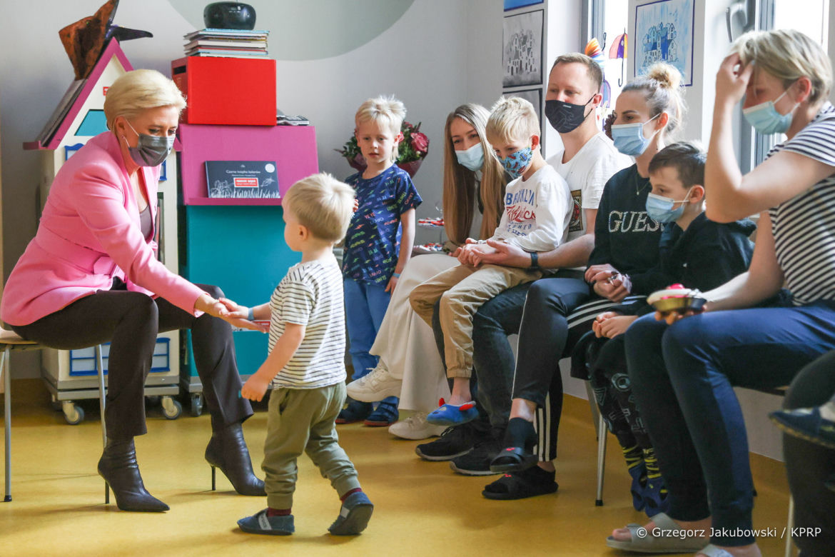 Agata Duda odwiedziła chore dzieci