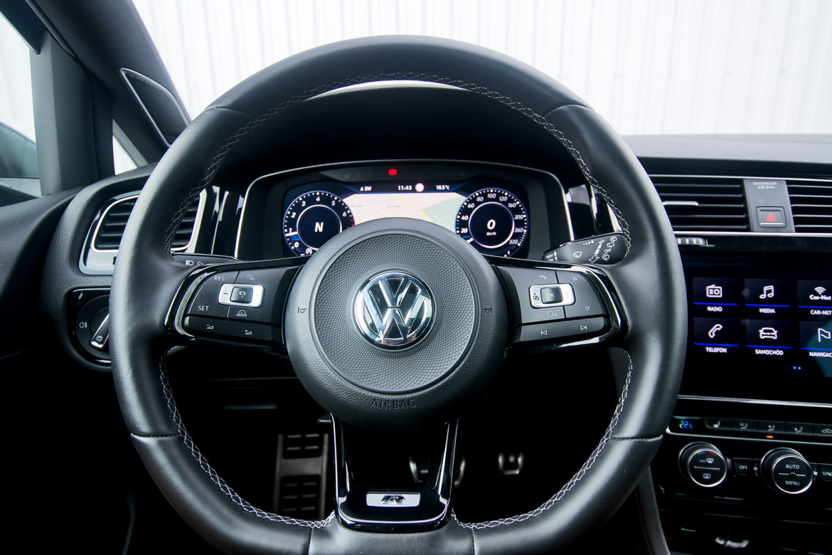 Volkswagen Golf R FL 2.0 TSI 310 KM DSG7 4Motion