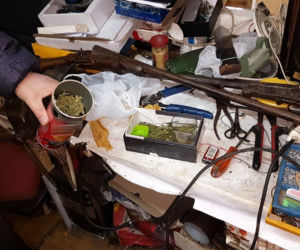 Narkotyki i amunicja w domu 30-latka