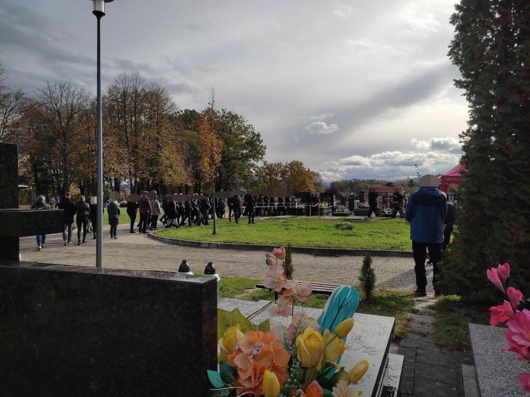Pogrzeb Izy z Krakowa. Rodzina i przyjaciele żegnają 26-latkę