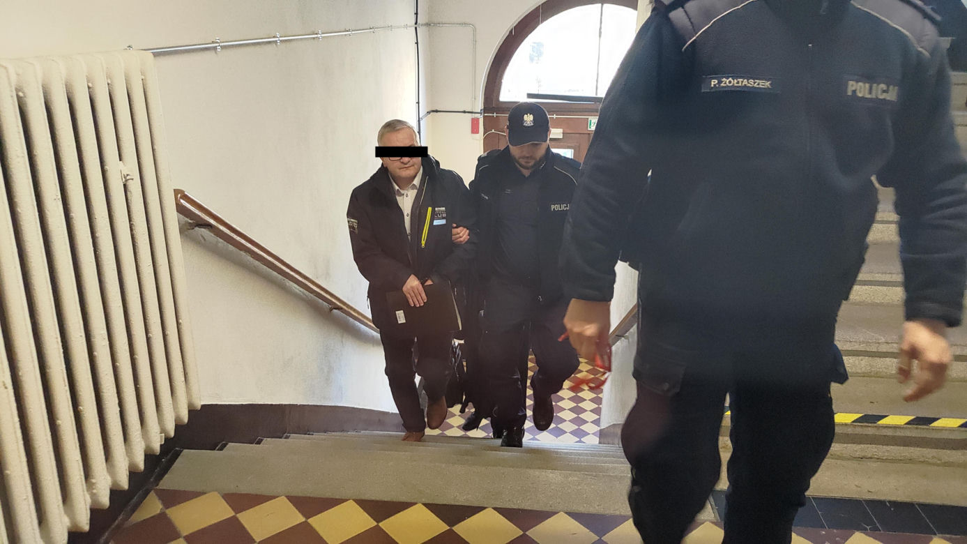 Ksiądz Ryszard G. w sądzie w Sosnowcu