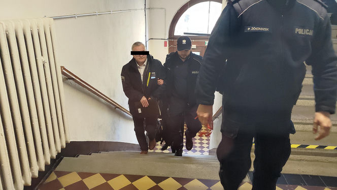 Ksiądz Ryszard G. w sądzie w Sosnowcu