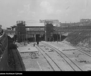 Warszawa dawniej i dziś. Dworzec Główny