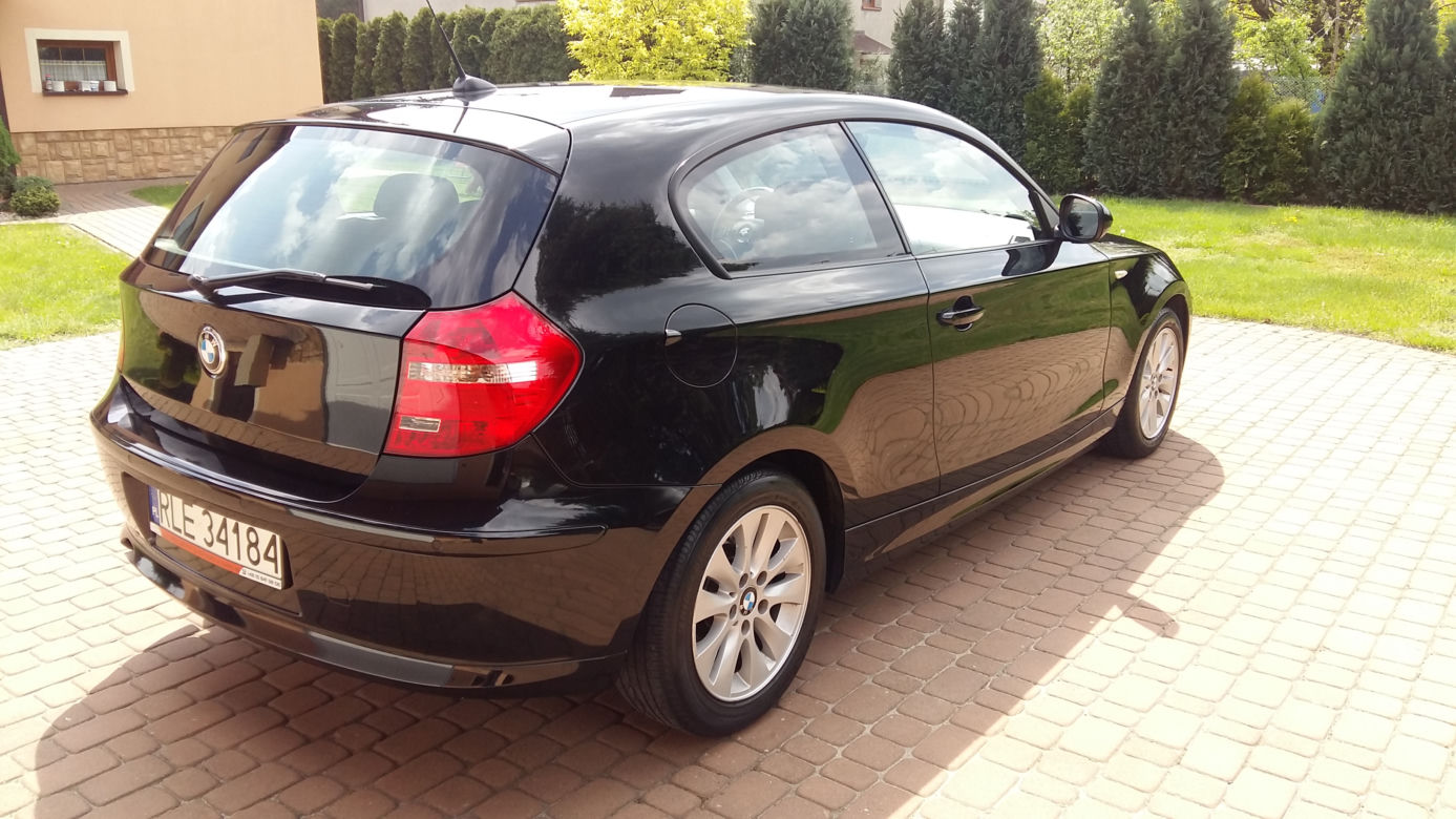Pożar BMW 118d E81. Auto spłonęło na Podkarpaciu