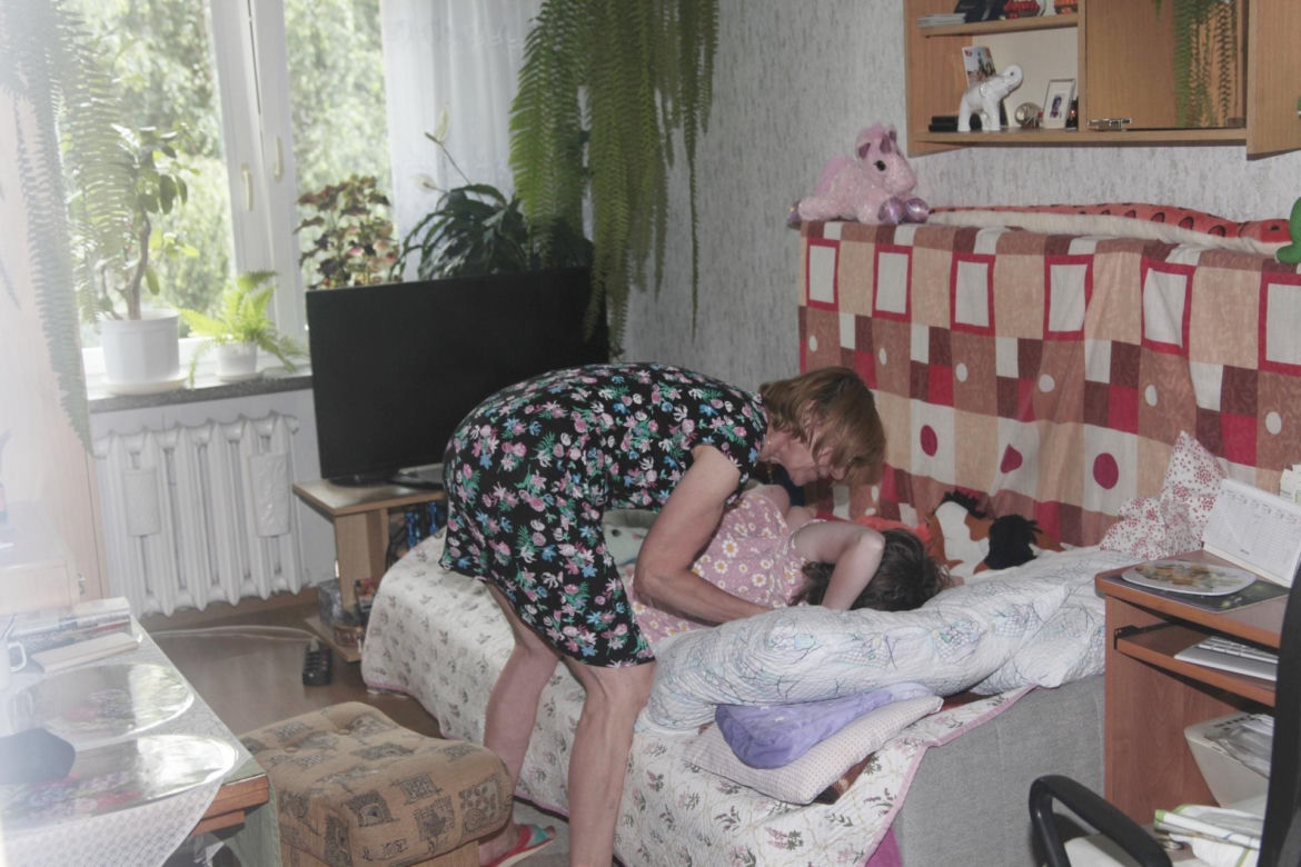 Siedlce. Kupmy Karolinie podnośnik do kąpieli 