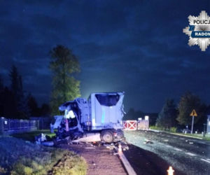 Tragiczny wypadek na krajowej 9 w Krzyżanowicach. Zginął człowiek. Trasa jest zablokowana