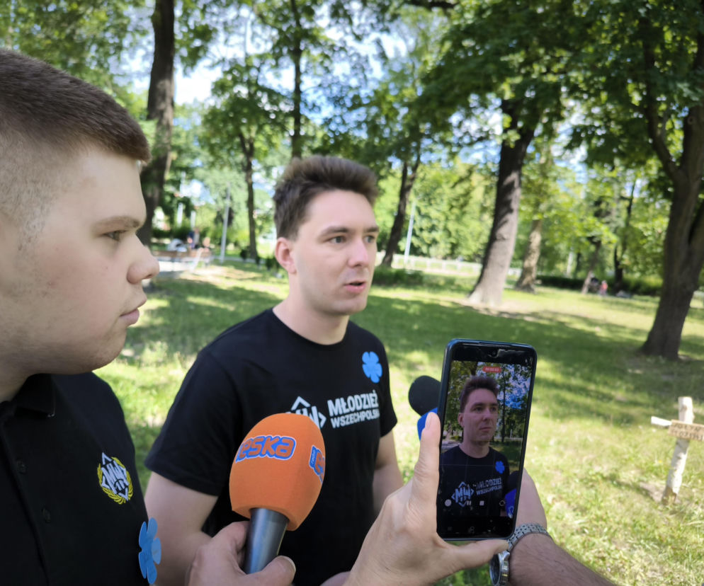 Akcja „Kwiaty Wołynia” w Lesznie. Narodowcy upamiętniają ofiary i apelują do rządu
