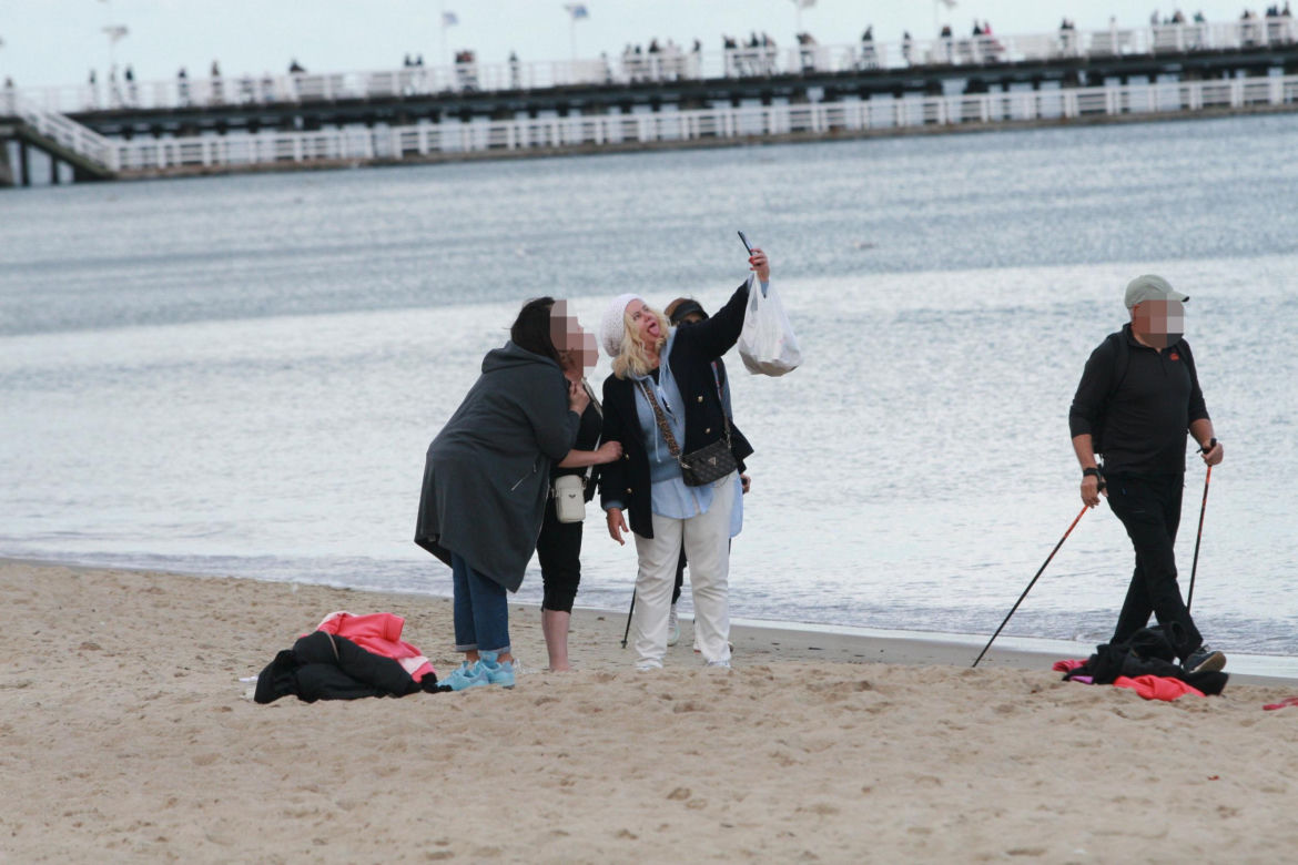 Morsy dorwały Joannę Kurowską na plaży